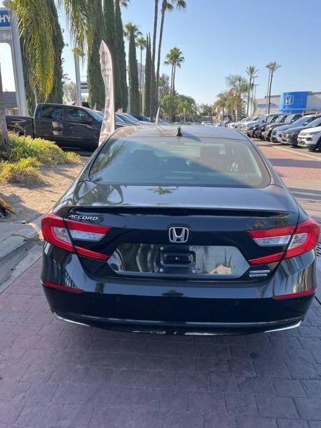 HONDA ACCORD 2018 1HGCV3F93JA008130 image