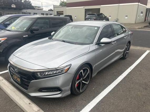 HONDA ACCORD 2018 1HGCV1F3XJA183183 image