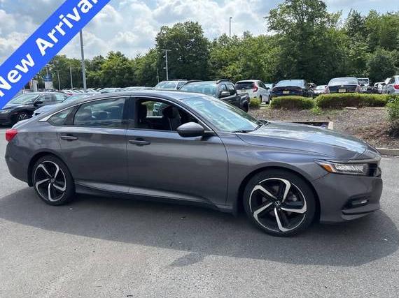 HONDA ACCORD 2018 1HGCV1F37JA233179 image