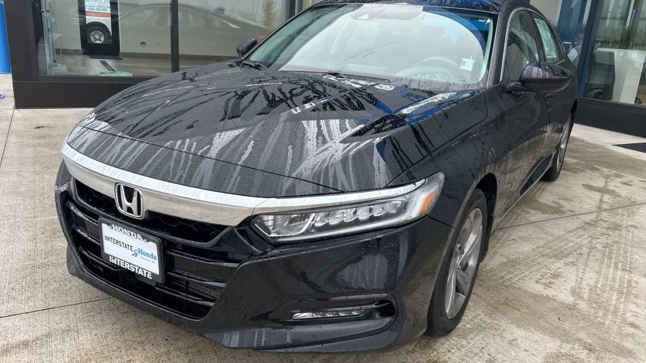 HONDA ACCORD 2018 1HGCV1F49JA113716 image