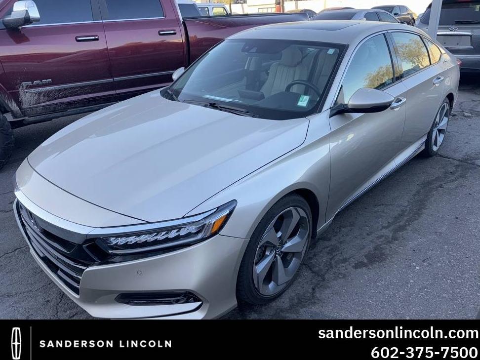 HONDA ACCORD 2018 1HGCV1F90JA179082 image