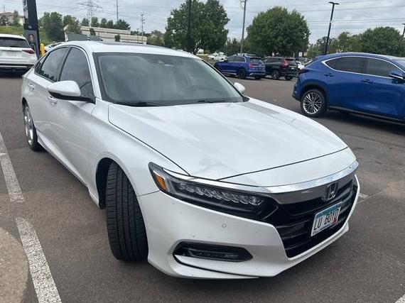 HONDA ACCORD 2018 1HGCV2F90JA026773 image