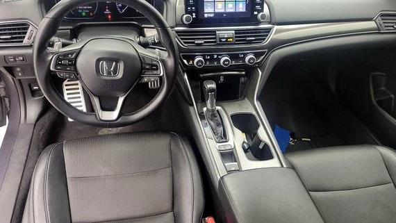 HONDA ACCORD 2018 1HGCV1F35JA258629 image