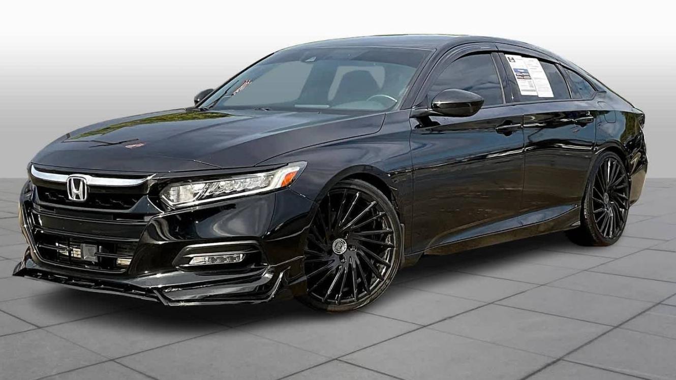 HONDA ACCORD 2018 1HGCV1E35JA003741 image