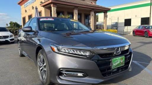 HONDA ACCORD 2018 1HGCV3F90JA016685 image