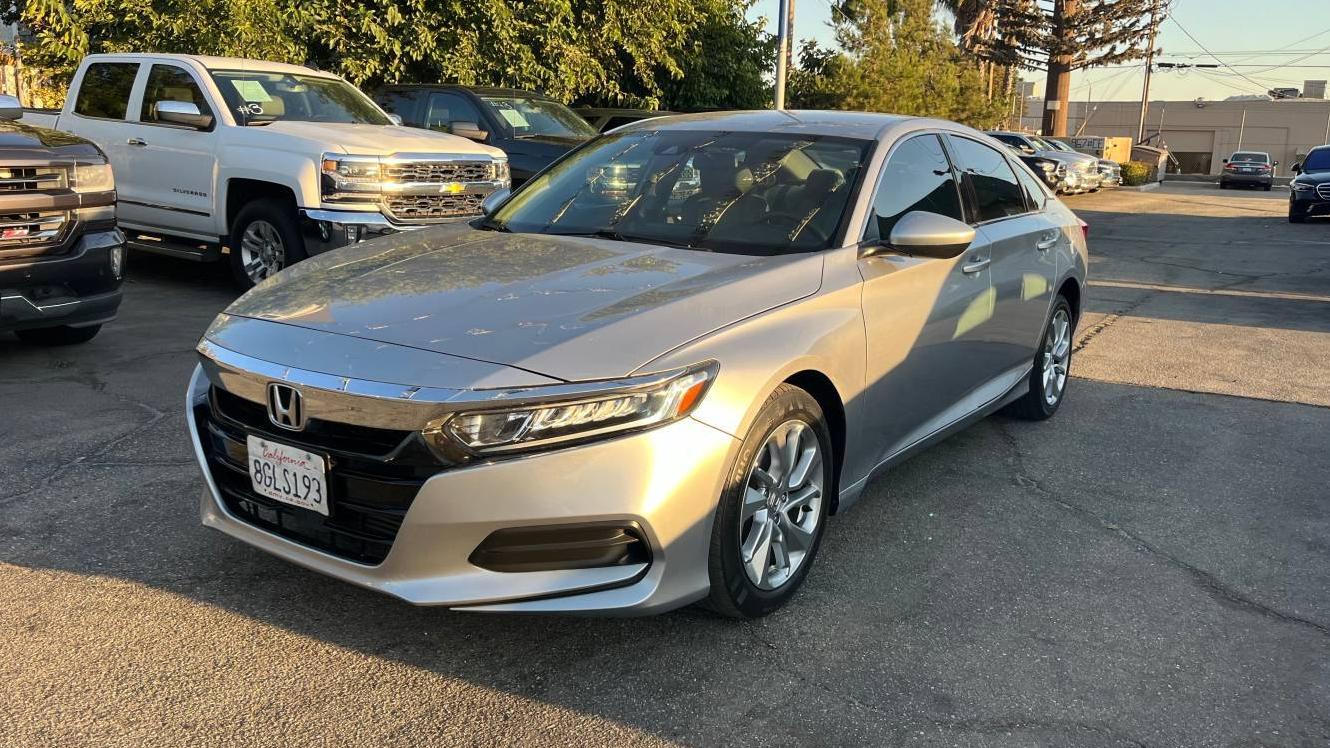 HONDA ACCORD 2018 1HGCV1F19JA123099 image