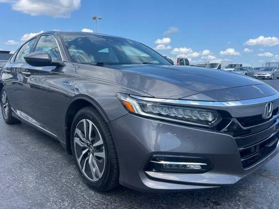 HONDA ACCORD 2018 1HGCV3F90JA005749 image