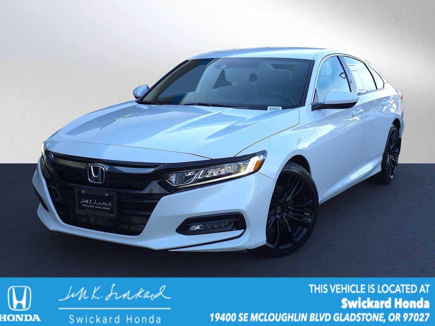 HONDA ACCORD 2018 1HGCV1F34JA043694 image