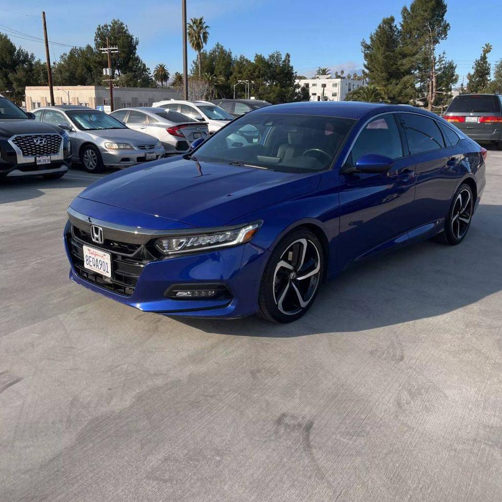 HONDA ACCORD 2018 1HGCV1F31JA053115 image