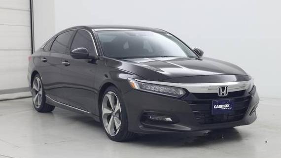 HONDA ACCORD 2018 1HGCV1F94JA102876 image