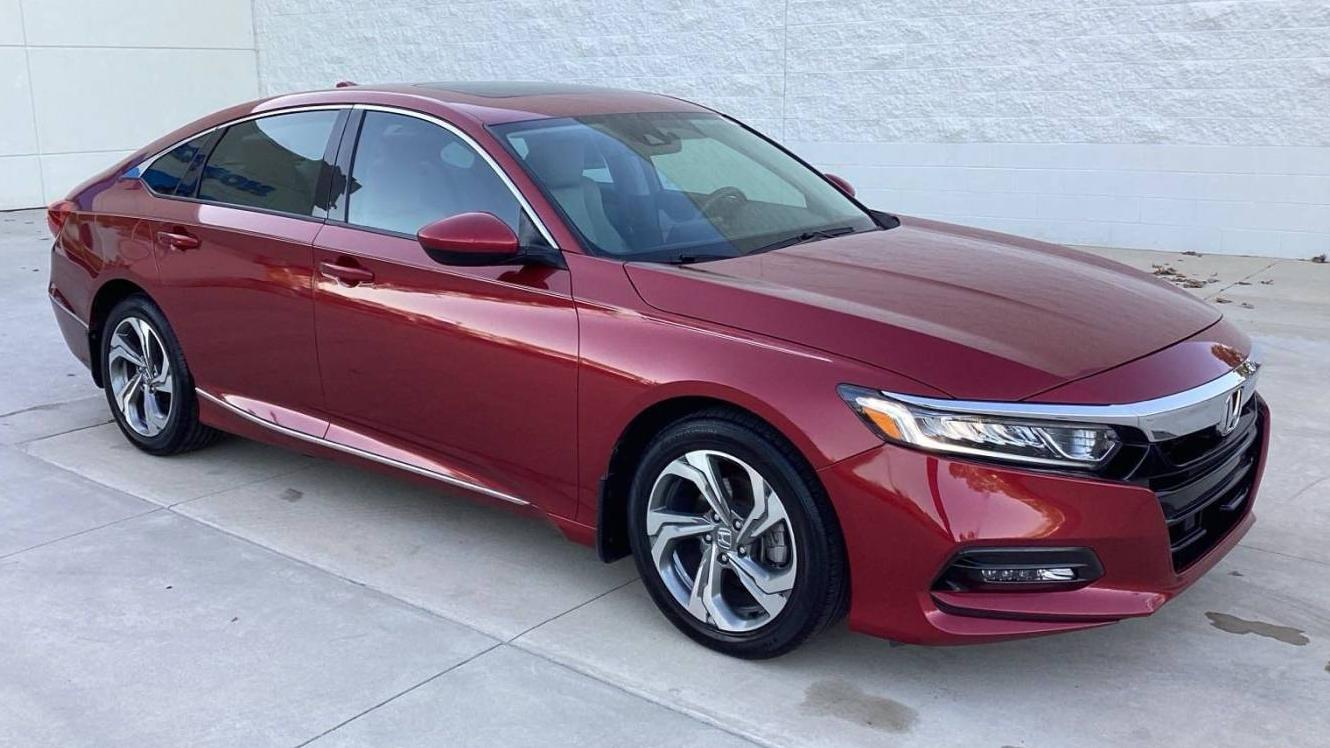 HONDA ACCORD 2018 1HGCV1F40JA056791 image