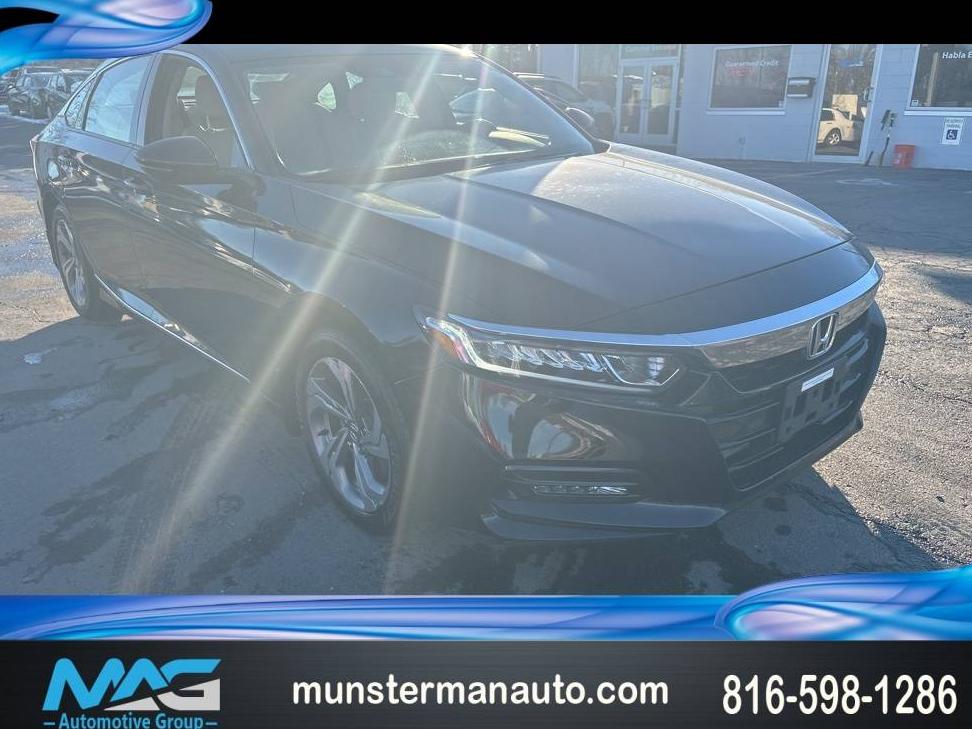 HONDA ACCORD 2018 1HGCV1F38JA117635 image