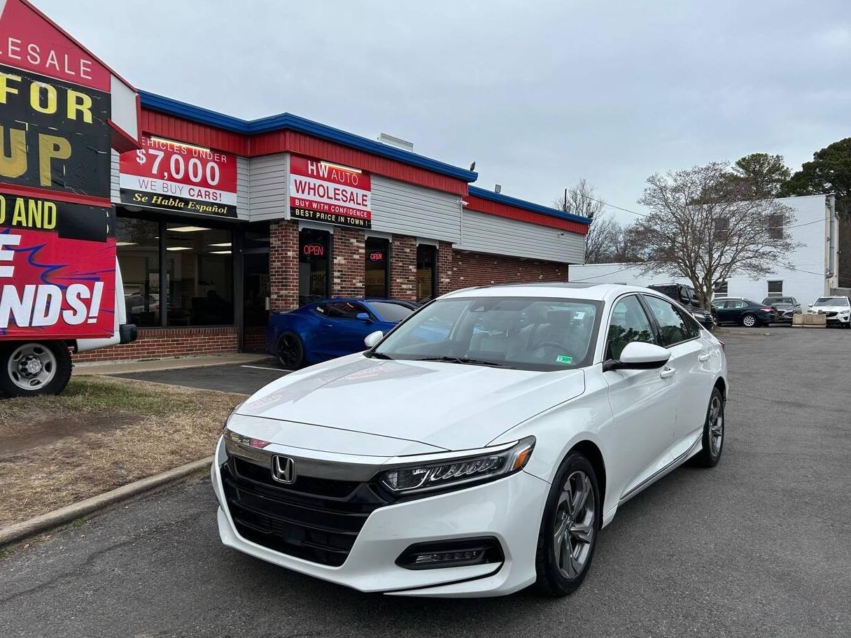 HONDA ACCORD 2018 1HGCV1F42JA185440 image