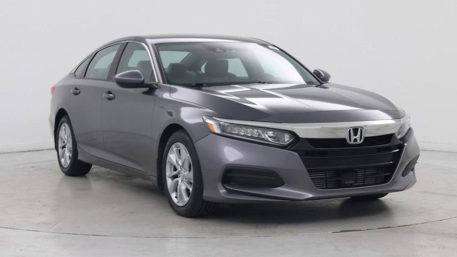 HONDA ACCORD 2018 1HGCV1F15JA061457 image