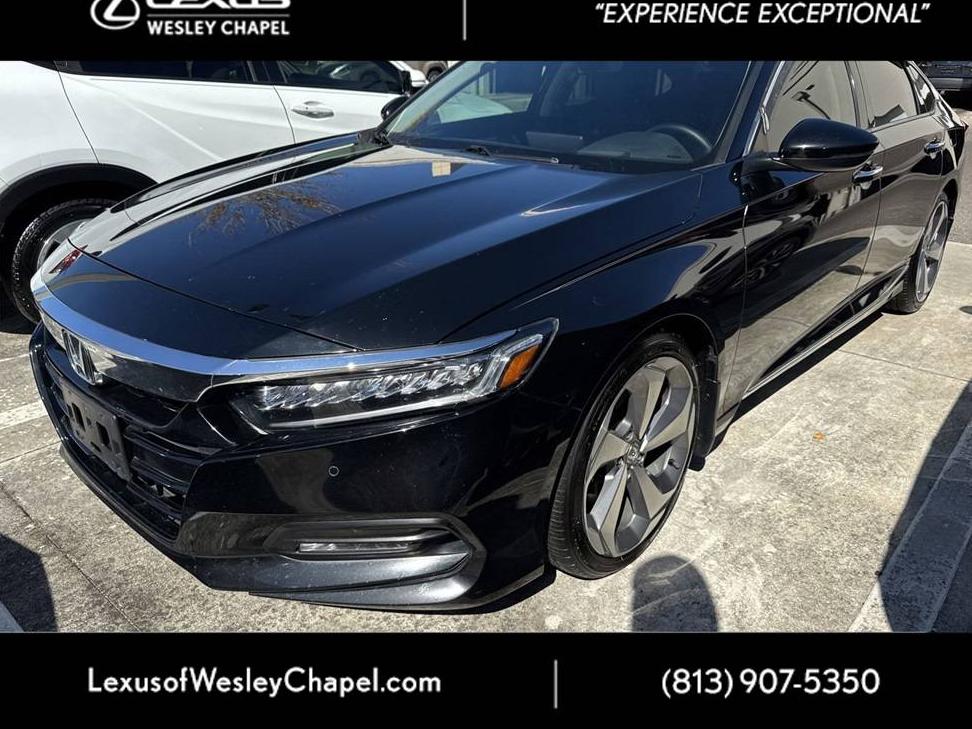 HONDA ACCORD 2018 1HGCV2F92JA031828 image