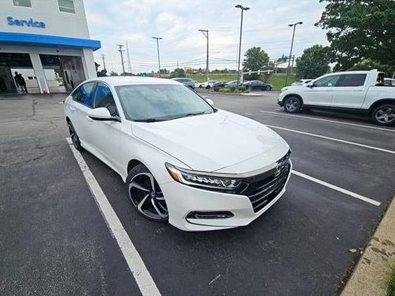 HONDA ACCORD 2018 1HGCV1F38JA010889 image