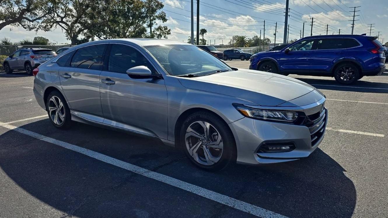 HONDA ACCORD 2018 1HGCV1F58JA098294 image