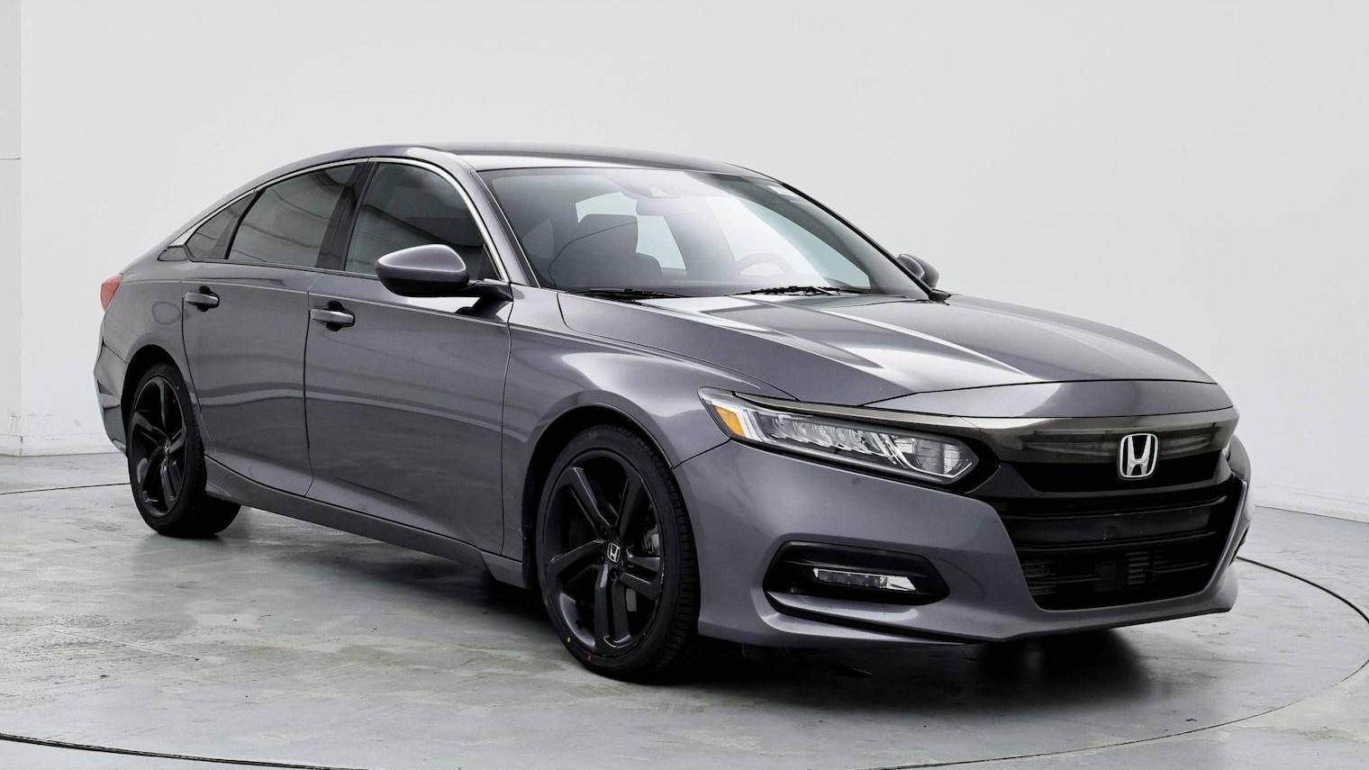 HONDA ACCORD 2018 1HGCV1F38JA087522 image