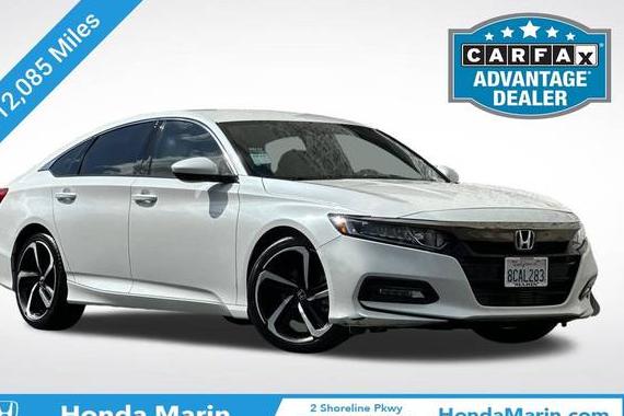 HONDA ACCORD 2018 1HGCV1F39JA080630 image