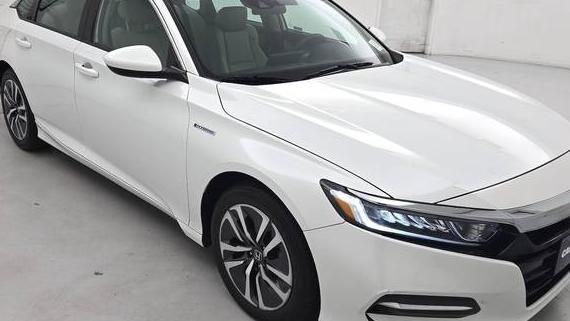 HONDA ACCORD 2018 1HGCV3F15JA010441 image