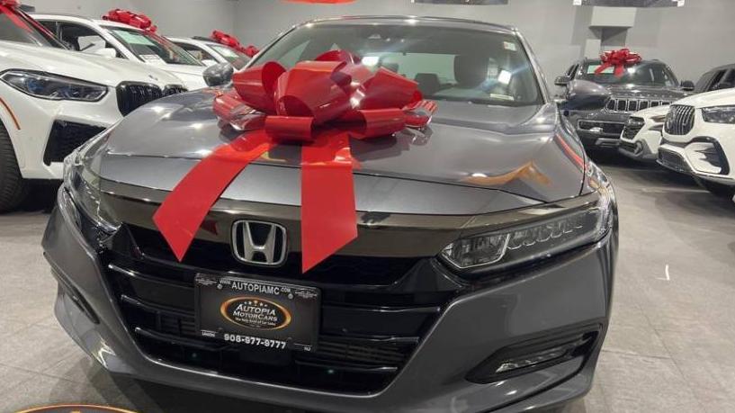 HONDA ACCORD 2018 1HGCV1F32JA122247 image