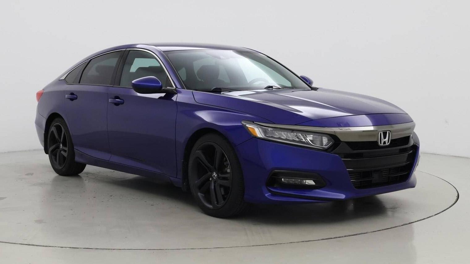 HONDA ACCORD 2018 1HGCV1F33JA193764 image