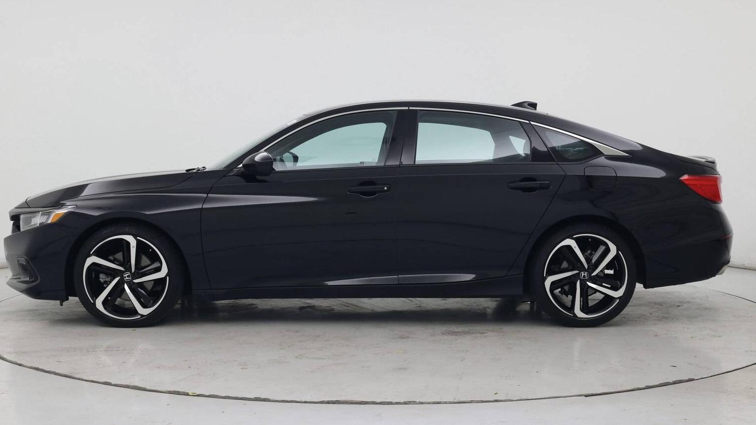 HONDA ACCORD 2021 1HGCV2F32MA015676 image
