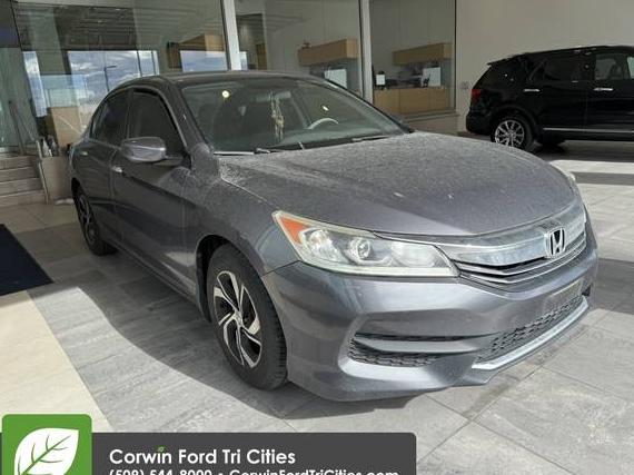HONDA ACCORD 2017 1HGCR2F36HA117914 image
