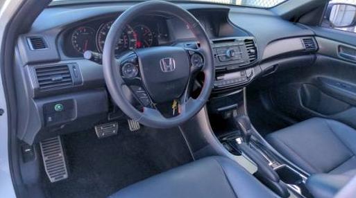 HONDA ACCORD 2017 1HGCR2F19HA156222 image