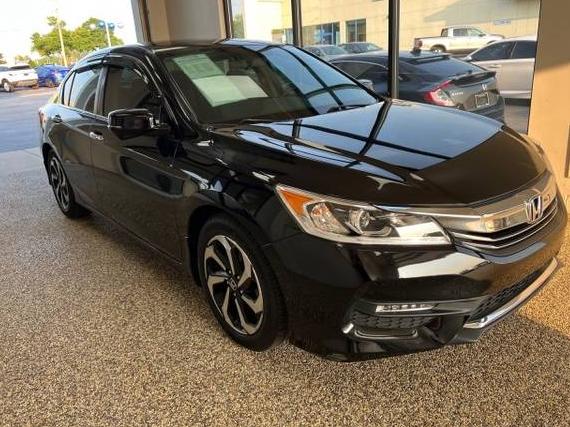HONDA ACCORD 2017 1HGCR2F84HA066540 image