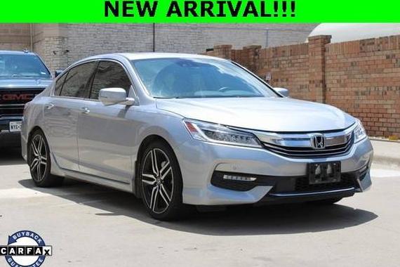 HONDA ACCORD 2017 1HGCR3F97HA012809 image