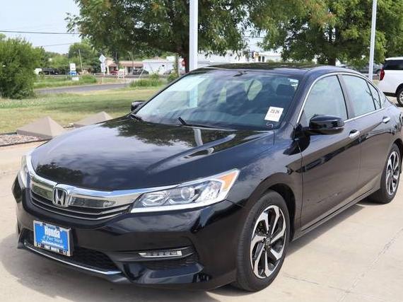 HONDA ACCORD 2017 1HGCR2F74HA034811 image