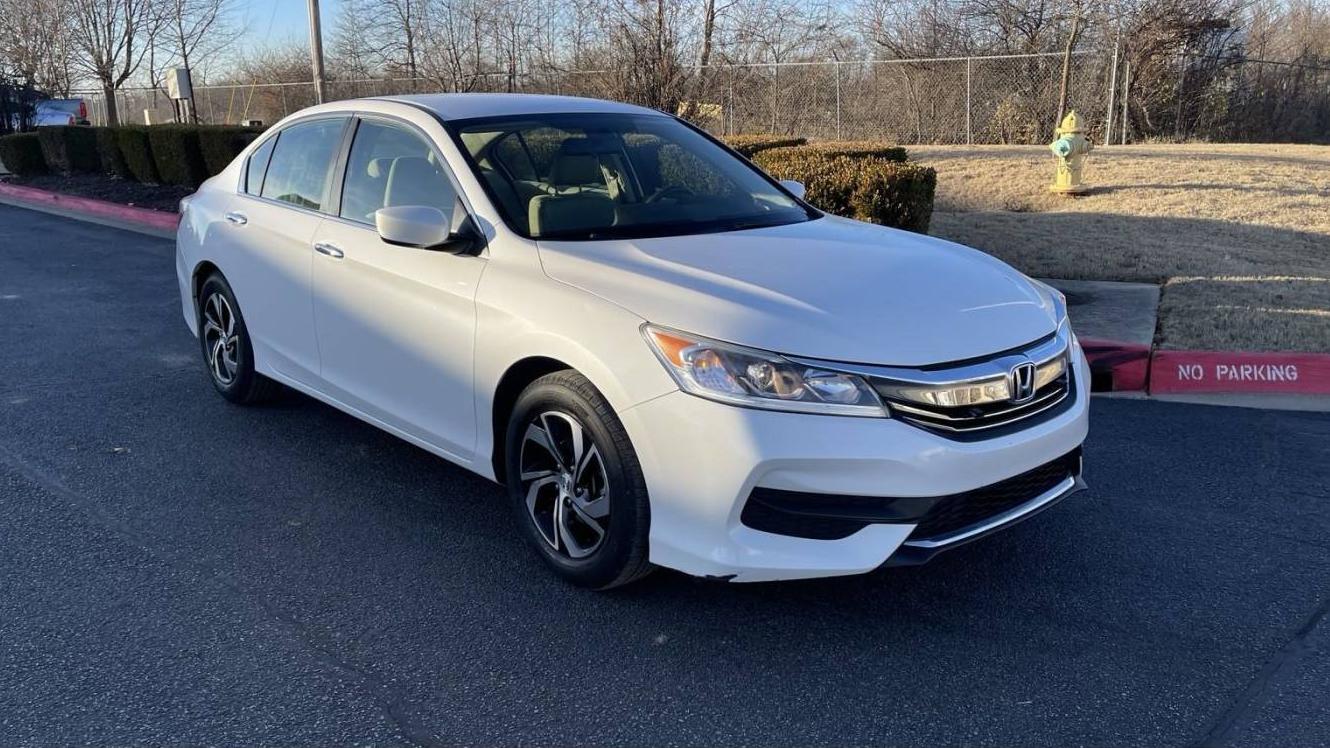 HONDA ACCORD 2017 1HGCR2F34HA111934 image