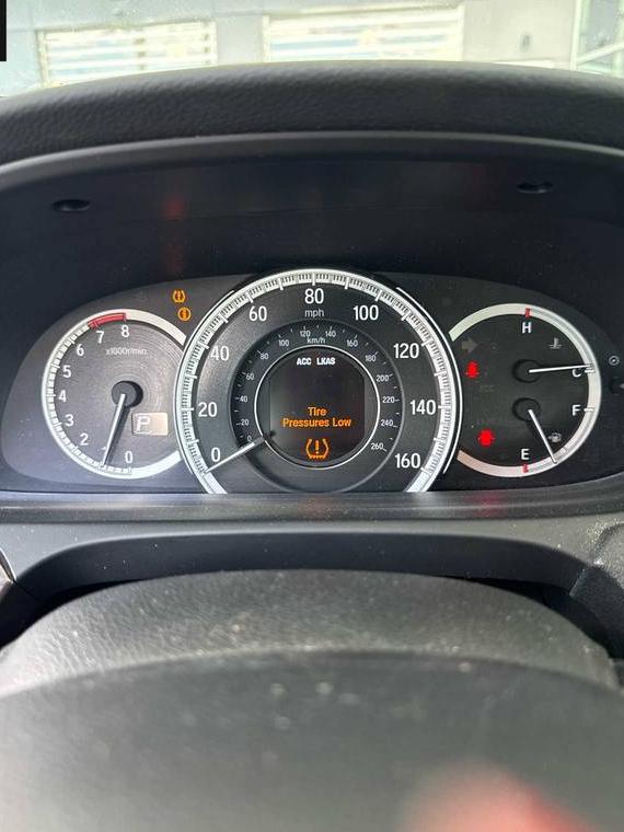 HONDA ACCORD 2017 1HGCR3F98HA029957 image