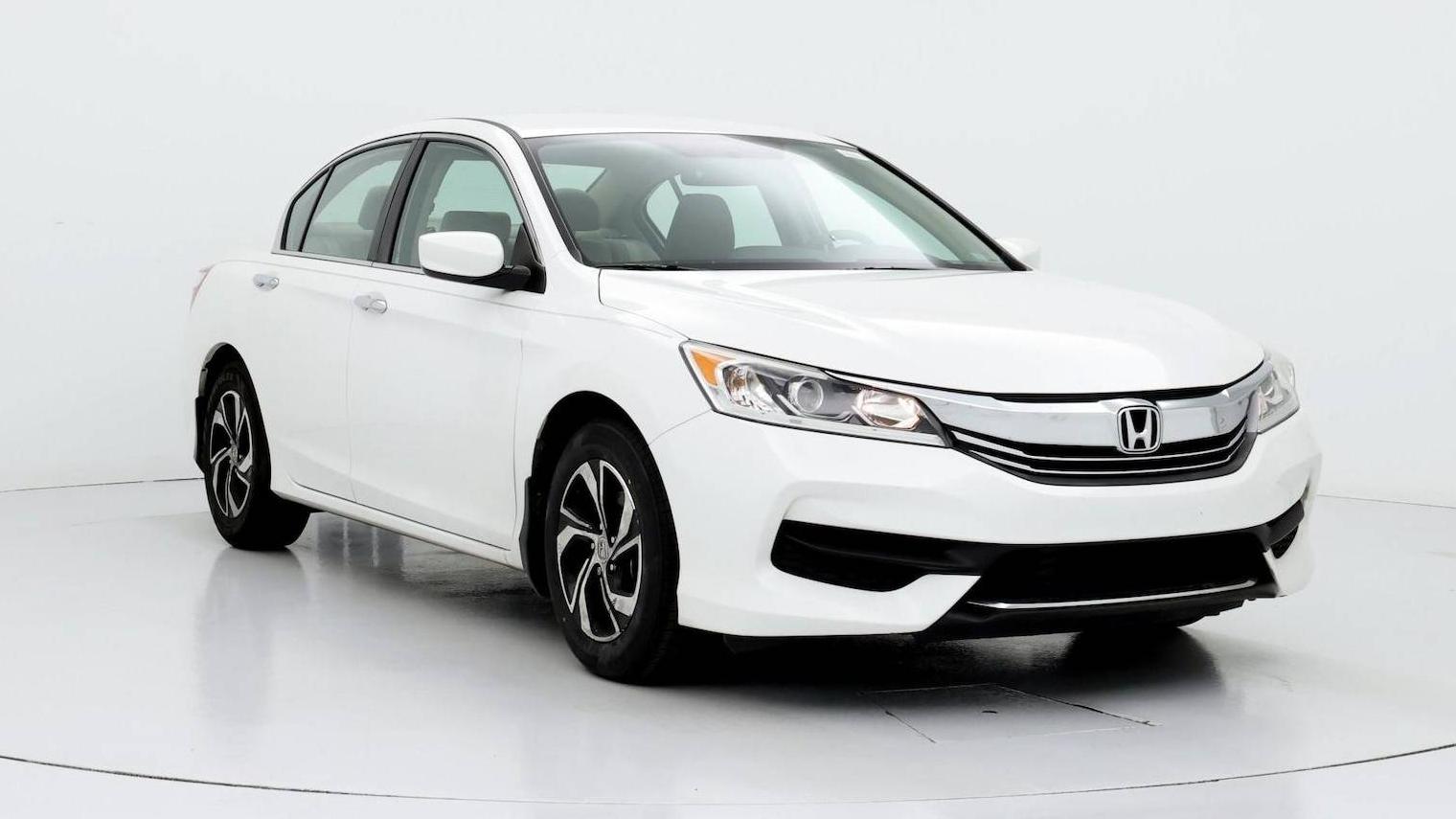 HONDA ACCORD 2017 1HGCR2F38HA019970 image