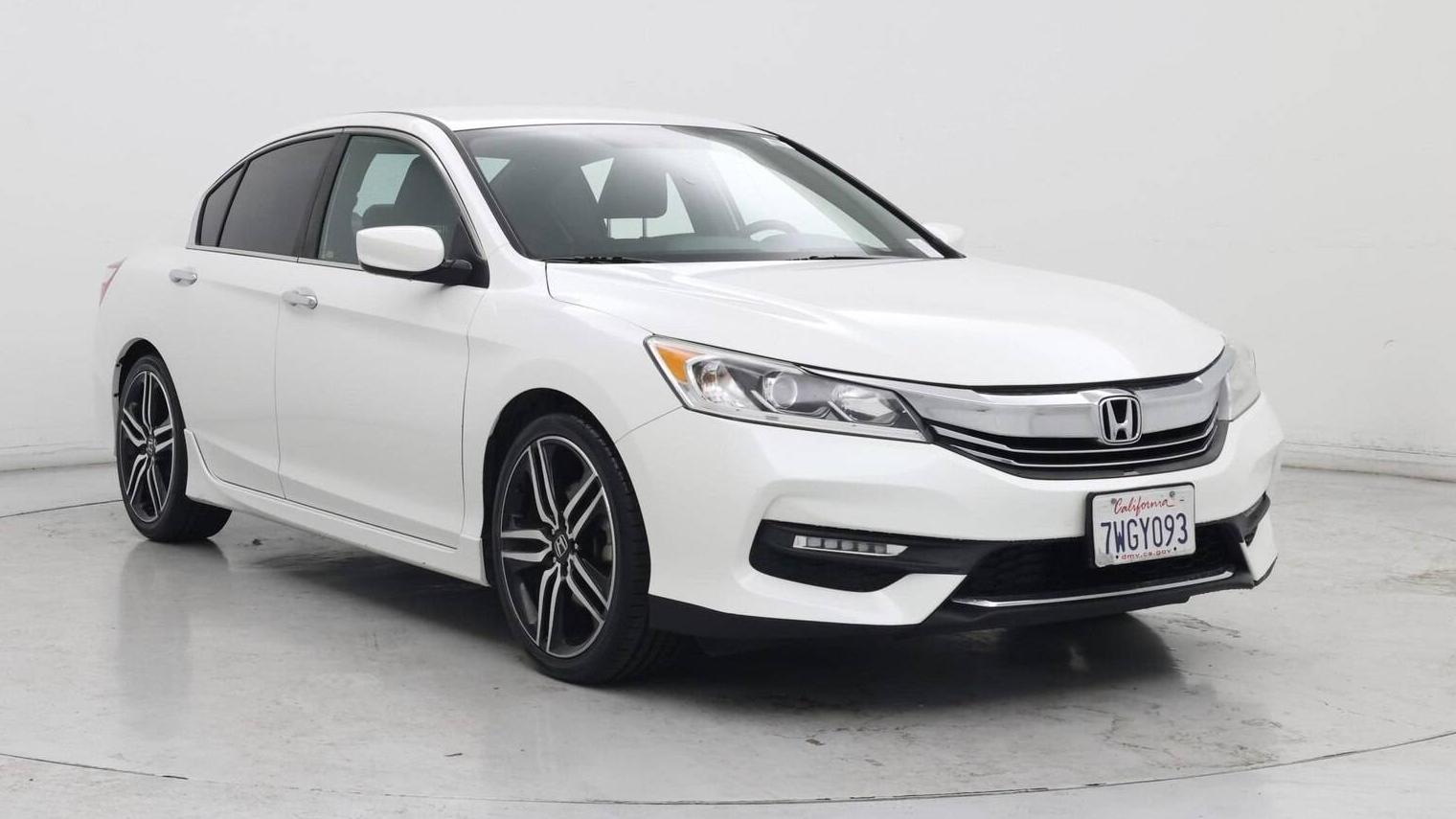 HONDA ACCORD 2017 1HGCR2F57HA096248 image