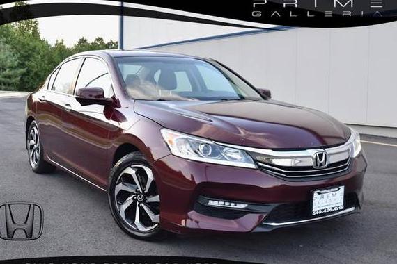HONDA ACCORD 2017 1HGCR2F80HA292316 image