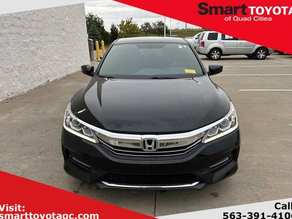HONDA ACCORD 2017 1HGCR2F14HA197146 image