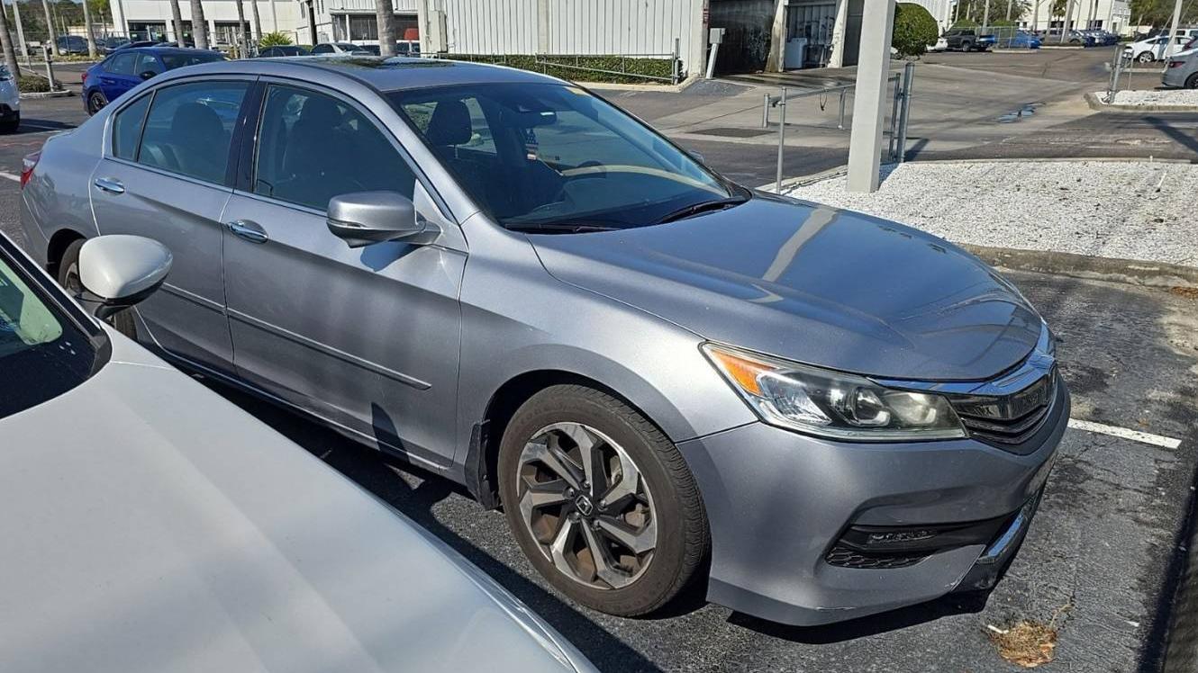 HONDA ACCORD 2017 1HGCR3F09HA016880 image