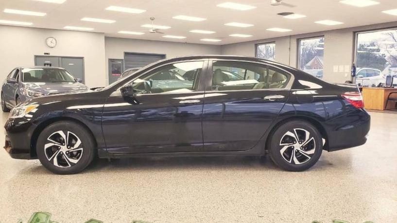 HONDA ACCORD 2017 1HGCR2F30HA242956 image