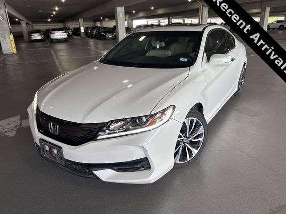 HONDA ACCORD 2017 1HGCT2B81HA000616 image