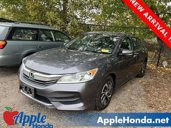 HONDA ACCORD 2017 1HGCR2F32HA060577 image