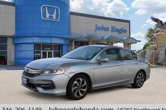 HONDA ACCORD 2017 1HGCR2F71HA252396 image