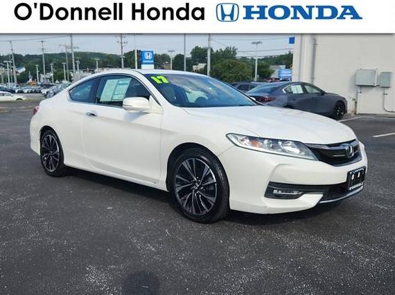 HONDA ACCORD 2017 1HGCT2B88HA002525 image