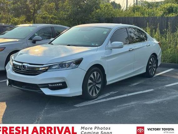 HONDA ACCORD 2017 JHMCR6F35HC018364 image
