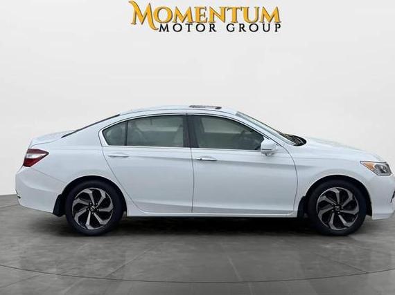 HONDA ACCORD 2017 1HGCR2F93HA276880 image