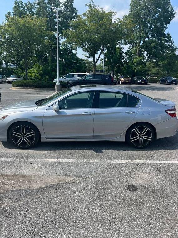 HONDA ACCORD 2017 1HGCR3F91HA013664 image