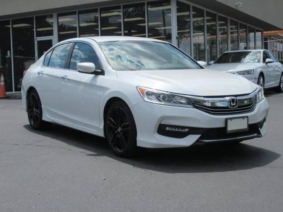 HONDA ACCORD 2017 1HGCR2F51HA203990 image
