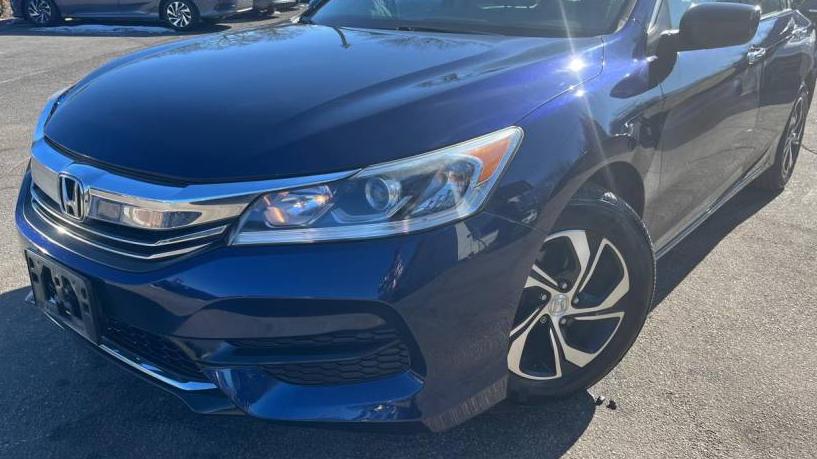 HONDA ACCORD 2017 1HGCR2F39HA072967 image