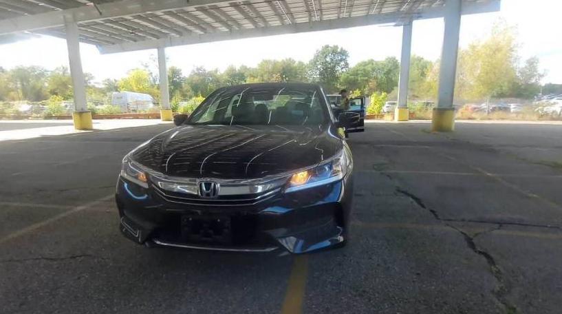 HONDA ACCORD 2017 1HGCR2F39HA053691 image